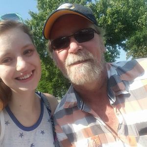 Meet your Posher, Nia